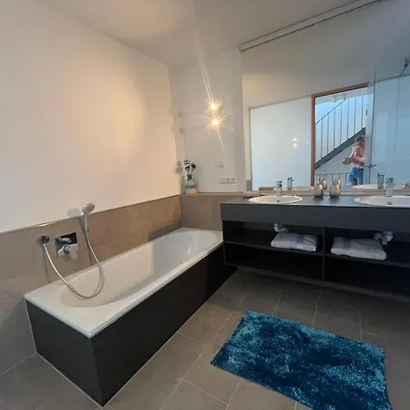 Lakeside - Exklusives Architektenhaus C5 Mit Seesicht Auf Der Hoeri * 외닝겐